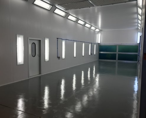 Spray booth